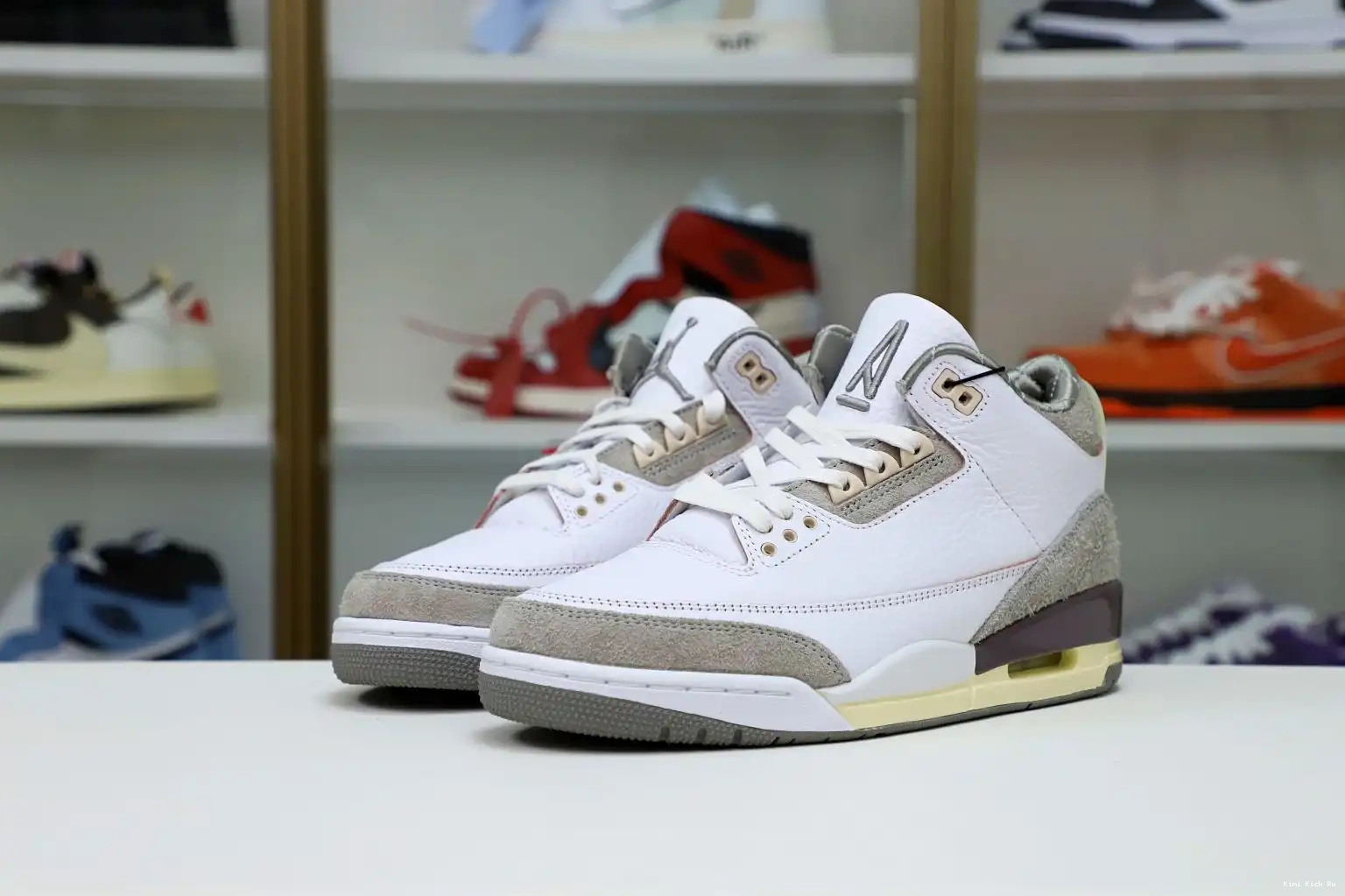 MANIÉRE X 3 AIR WMNS Kimikick JORDAN 0730